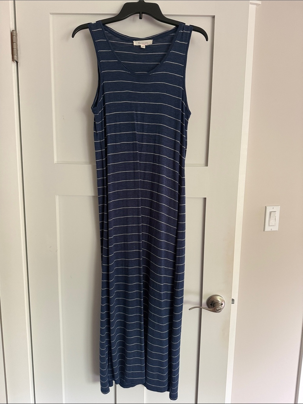 Women’s Turo by Vince Camuto Navy and White Striped Maxi Tank  Dress Size XS